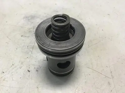 USED VICKERS 25-D10-30