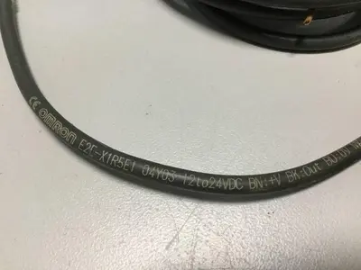 USED OMRON E2E-X1R5E1