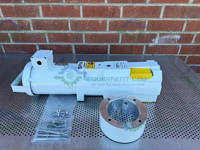 NEW SPX FLOW X5S50 SANITARY CLOCKWISE MIXER W/ LIGHTNIN .5 MOTOR, 1725 RPM