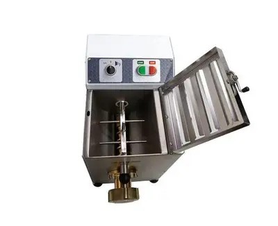 Trento 3.74 lb (1.7 kg) Countertop Pasta Machine, 0.5 HP, 110 V