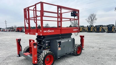 USED 2023 Skyjack SJ6832RT