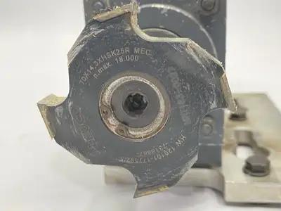Perske Spindle Motor 11500RPM Clockwise w/ Leuco HW 120101-177592/5-7318887 - Used