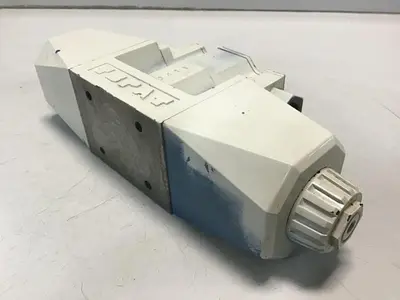 USED VICKERS DG4V52CMP7LH740