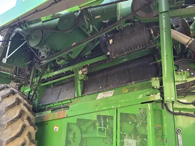 USED 2014 JOHN DEERE S670