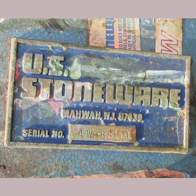 US Stoneware 23in Dia. x 33in Long Batch Mill