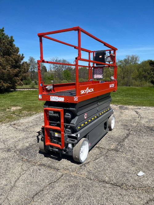Used 2016 Skyjack SJ3226 Scissor Lifters Wisconsin US | Stack Equipment #1080312
