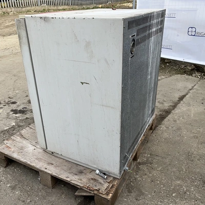 100 L Incucell Incubator