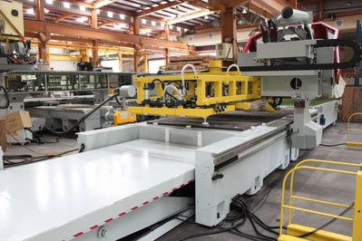 ANDERSON AMERICA STRATOS Pro Gantry Machining Centers (incld. Bridge & Double Column) | Rock Solid Tools (18)