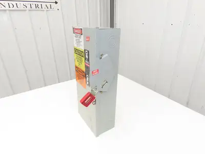 General Electric TH3362 Model 10 GE Safety Disconnect Switch 60A 600VAC