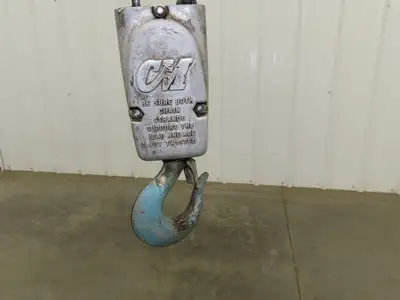 CM Lodestar RR Electric Chain Hoist 2 Ton 16 FPM 27' Lift  575 Volt 3PH