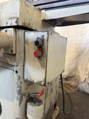 REID SURFACE GRINDER W/ DEDTRU CENTERLESS GRINDING ATTACHMENT. STOCK # 0116626.