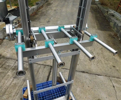 USED FILLING MANIFOLD FOUR STATION