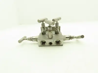 Century Valve CM1051F49CDG 5 Valve Differential Pressure Manifold 1/2" NPT SST