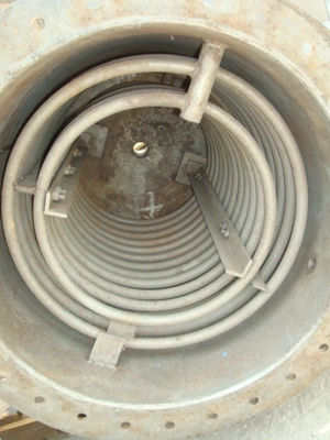 190L S/S Vert. Encl. Tank Internal Coil