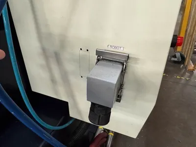 2017 WOOJIN TH500S Injection Molders 401 To 500 Ton | Machinery Center (14)