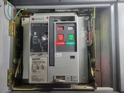 Low Voltage PDC / Switchgear Section, (2) 4000A, (5) 1200A, (1) 800A Magnum DS Breakers, 600V 3PH