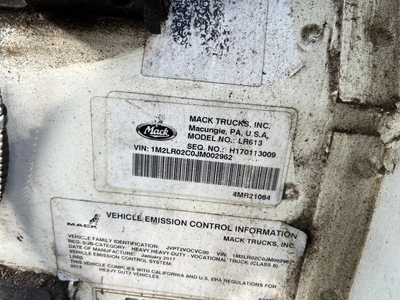 USED 2018 MACK LR613 REFUSE