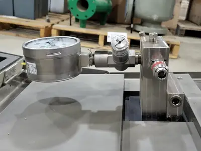 0-400 kPa Pressure Gauge Assembly w/ Windowed Enclosure