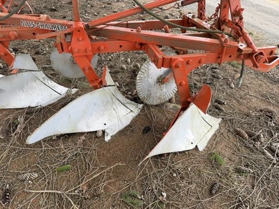 Allis Chalmers 4-Bottom Plow