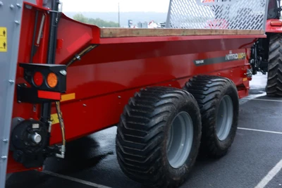New | in-Stock 2026 TUBELINE NITRO 440LS Manure Spreaders Pennsylvania US | Zimmerman Farm Service #1410435