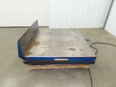 Used VESTIL _UNKNOWN_ Misc Lifts Indiana US | Arrow Industrial #1412088