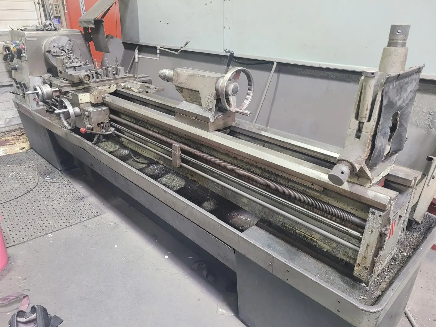 USED 1976 CLAUSING COLCHESTER 17"