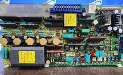 Fanuc Velocity Control Unit A06B-6047-H003  A20B-0009-0320/10D