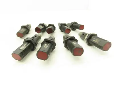 Balluff BOS18KF-PA-1QD-S4-C Retroreflective Photoelectric Sensor 0-4.5m Lot of 9