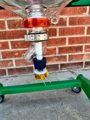 New | in-Stock 2020 CHEMGLASS 50 LITER JACKETED GLASS REACTOR W/ ZERO DEAD SPACE DRAIN VALVE MFG 20 Reactors California US | Equipment Lab #1266141