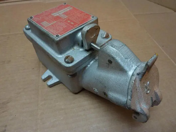 Used PYLE NATIONAL YXA-13032-G Bus Bars & Plugs Michigan US | Ideal Machinery #703035