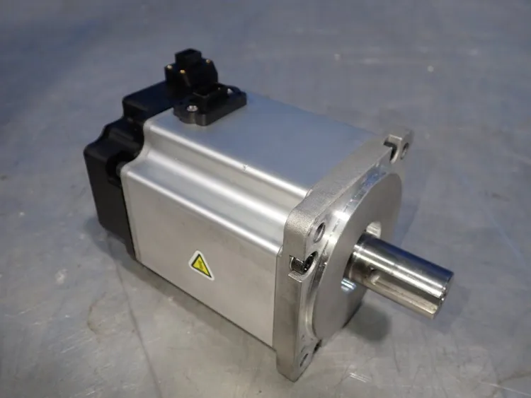 Used OMRON R88MK75030TS2 Servo Motors | HGR 24 #730872