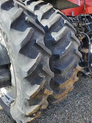 USED 2012 CASE IH MAGNUM 225 CVT