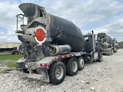 Used 2015 CATERPILLAR CT660S Concrete Mixer Trucks Texas US | Big D Heavy Equipment #1556971