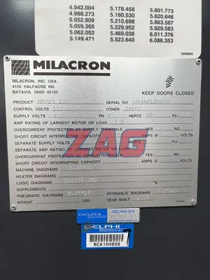USED 2004 CINCINNATI MILACRON MM 725 105