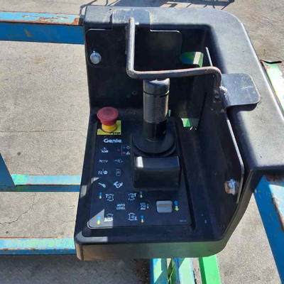 USED 2017 Genie GS-4390RT