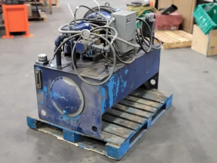 Used SPERRY VICKERS PVB29 RS 20 CM-11 Parts (Hydraulics and Pneumatics) British Columbia CA | Lenmark #264841
