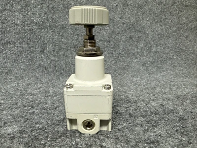 Used SMC IR1000-01G Air Pressure Regulators California US | Davliegogo LLC #1708255