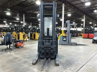 USED 2019 MITSUBISHI ESR18N2