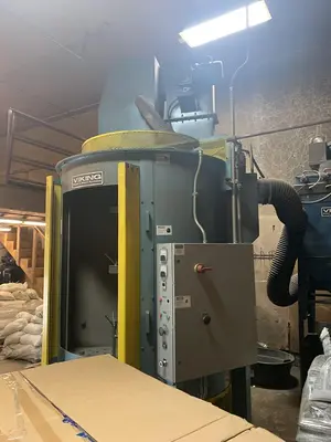 Used VIKING SH2560 Blast Cleaning Pennsylvania US | Shot Blasting Equipment #232567