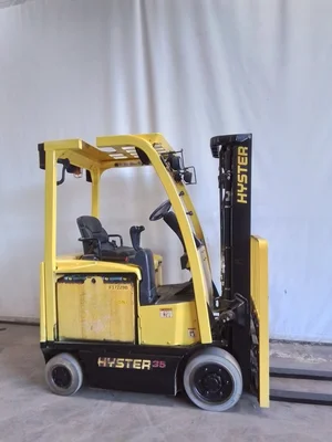 USED 2016 HYSTER E35XN