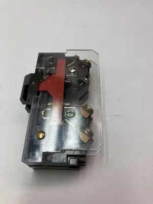 USED TELEMECANIQUE F11N0CLL