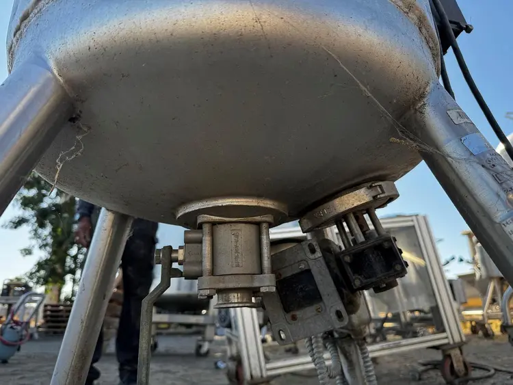 Used DCI 86-PH-33392 Stainless Steel Tanks California US | Machinery & Equipment #170300