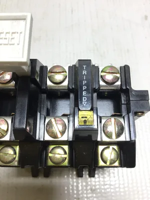 Allen-Bradley 42185-800-01 Overload Relay 3 Pole 120-600VAC Nema A600