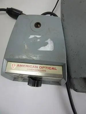 American Optical Binocular Microscope Cycloptic 56 Microscope Series w/ 651 Transformer Illuminator AO