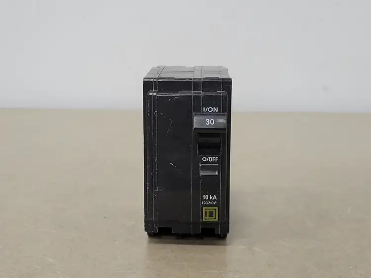 Used SQUARE D QO230 Switchgears British Columbia CA | Lenmark #240897