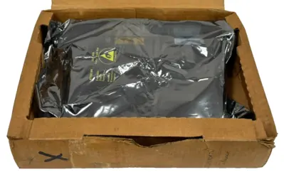 NEW GE FANUC IC697PCM711