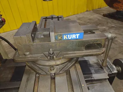 3 HP WILLIS  MODEL #MICRO CUT 1050 CNC TRAK AGE2 CONTROL RAM TYPE MILL: YOBRO #24806