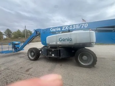 2020 GENIE ZX-135/70 Telescopic Boom Lifts | JYC EQUIPMENT (5)