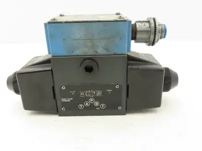 Used VICKERS _UNKNOWN_ Valves/Fittings Indiana US | Arrow Industrial #1316971