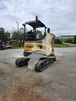 USED 2021 XCMG XE27U